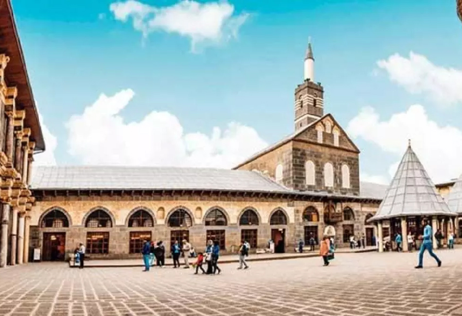 <br />
<b>Notice</b>:  Undefined property: stdClass::$title in <b>/home/orhan/public_html/templates/get_albums.php</b> on line <b>52</b><br />
